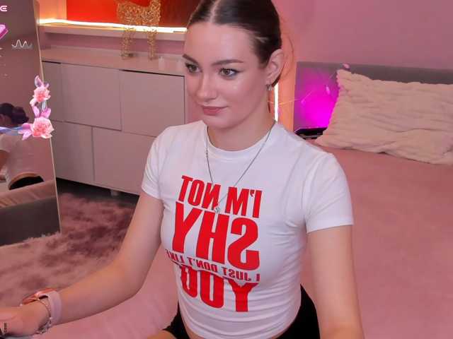 arisollis live cam on BongaCams