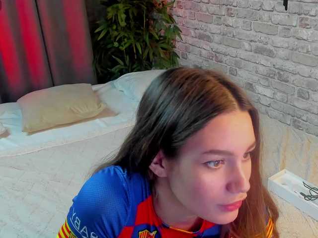 arisollis live cam preview