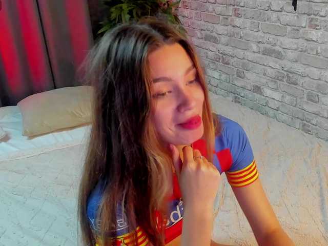 arisollis live cam on BongaCams