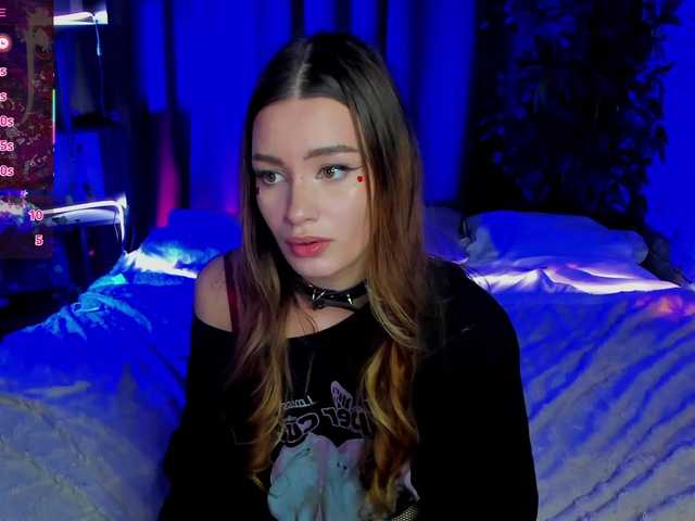 arisollis live cam on BongaCams