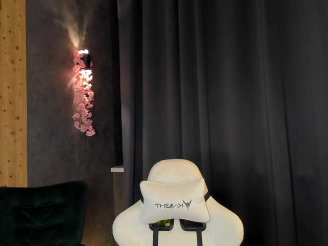 arisollis live cam on BongaCams