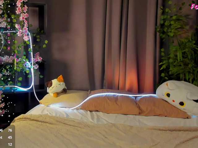 arisollis live cam on BongaCams