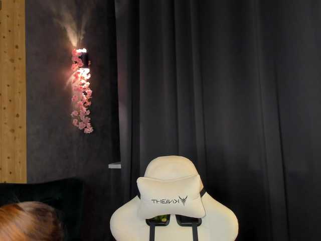arisollis live cam on BongaCams