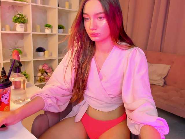 arisollis live cam on BongaCams