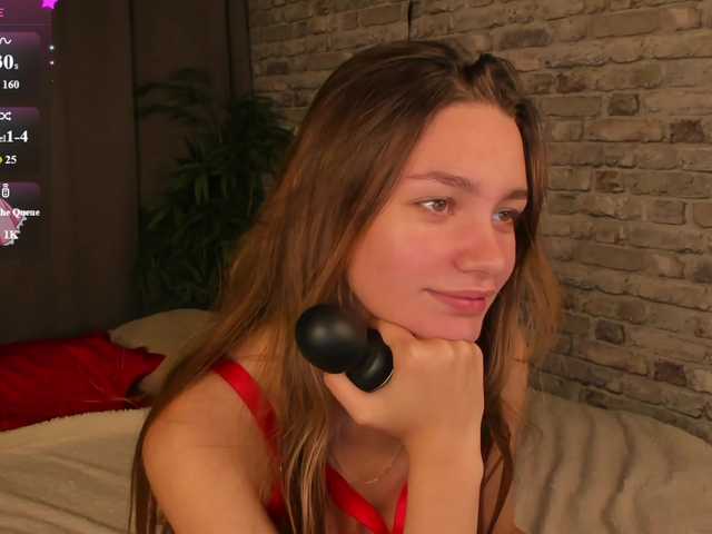 arisollis live cam on BongaCams