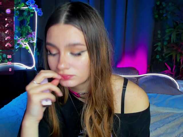 arisollis live cam on BongaCams
