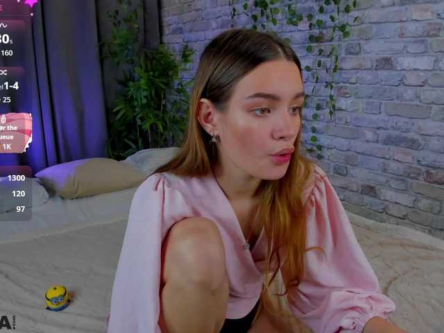arisollis live cam on BongaCams