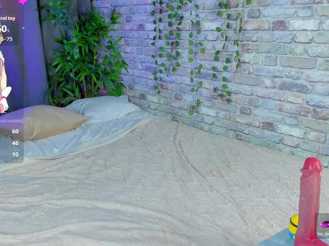 arisollis live cam on BongaCams