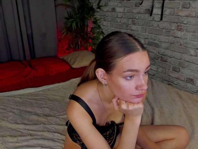 arisollis live cam on BongaCams