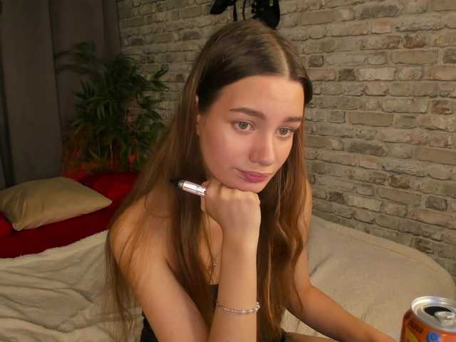 arisollis live cam on BongaCams