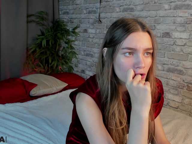 arisollis live cam on BongaCams