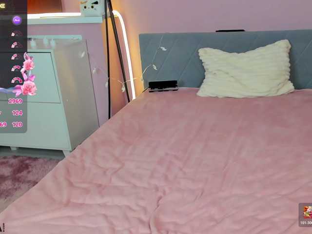 arisollis live cam on BongaCams