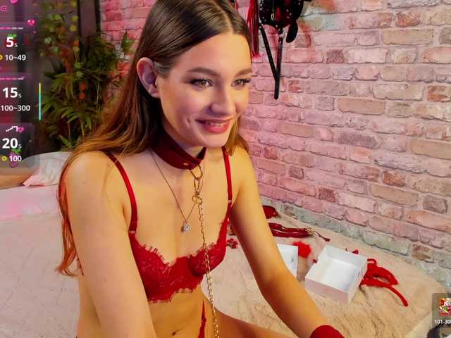 arisollis live cam on BongaCams