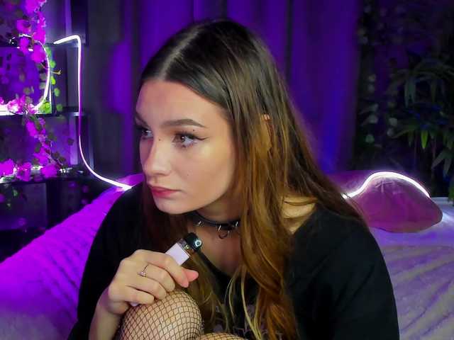 arisollis live cam on BongaCams