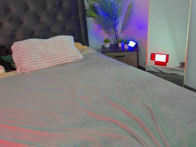 arisollis live cam on BongaCams