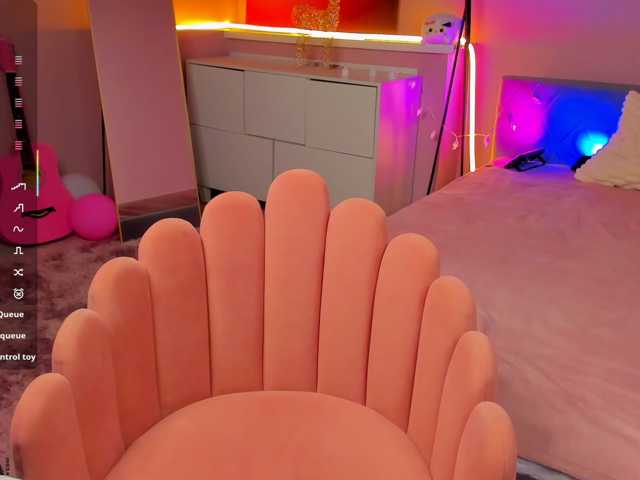 arisollis live cam on BongaCams