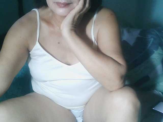 HotMama50 live cam on BongaCams