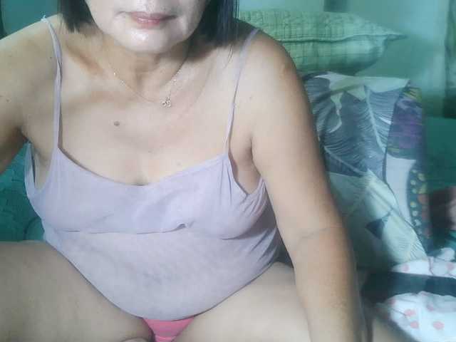 HotMama50 live cam on BongaCams
