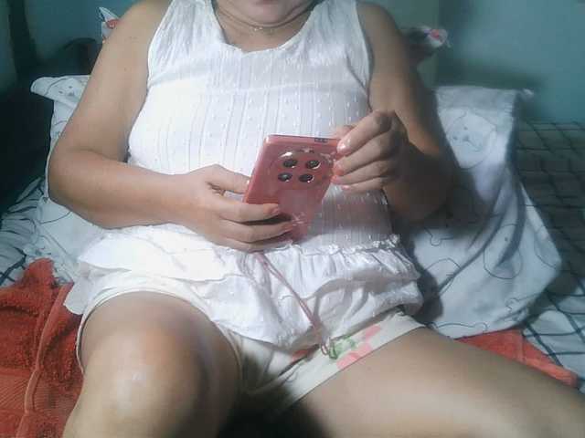 HotMama50 live cam on BongaCams