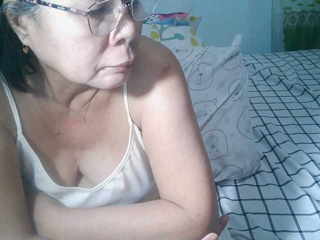HotMama50 live cam preview