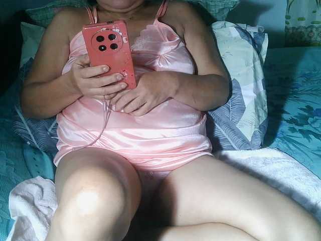 HotMama50 live cam on BongaCams