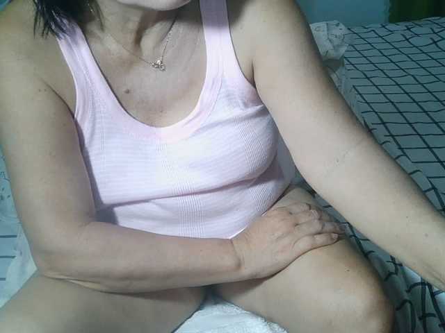 HotMama50 live cam on BongaCams
