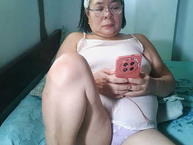HotMama50 live cam on BongaCams