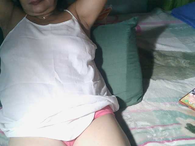 HotMama50 live cam on BongaCams