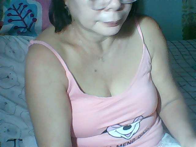 HotMama50 live cam on BongaCams