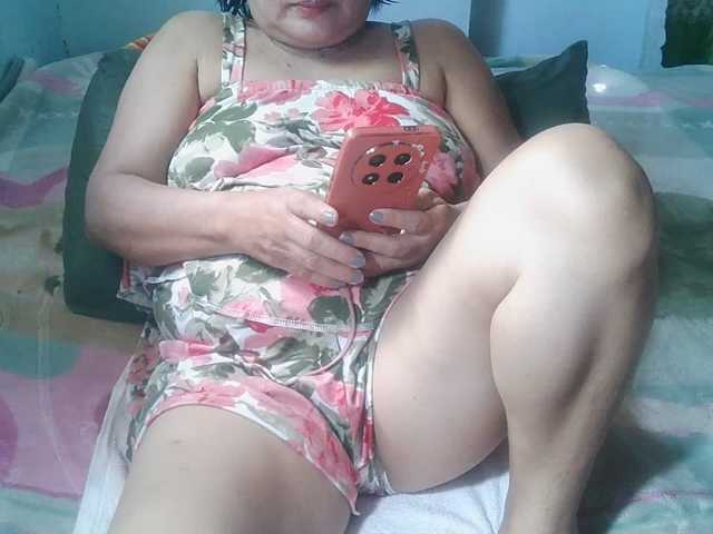 HotMama50 live cam preview