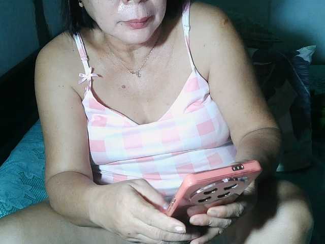 HotMama50 live cam on BongaCams