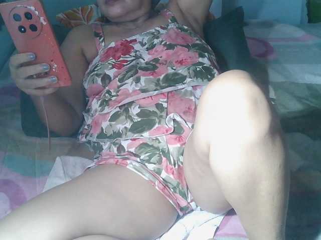 HotMama50 live cam on BongaCams