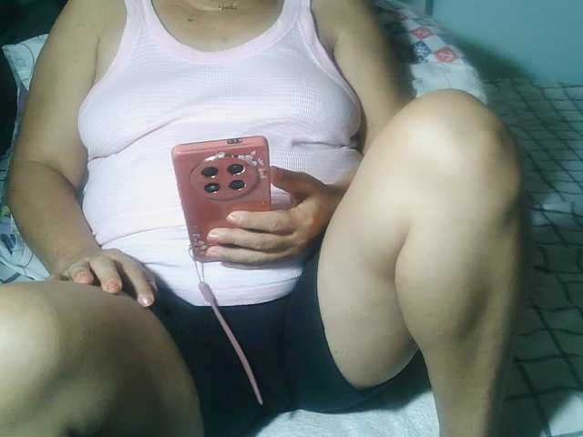 HotMama50 live cam on BongaCams