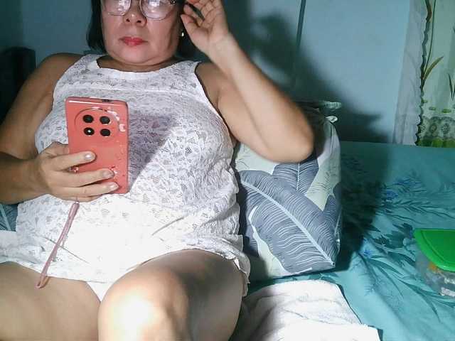 HotMama50 live cam on BongaCams
