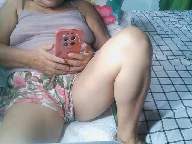 HotMama50 live cam preview