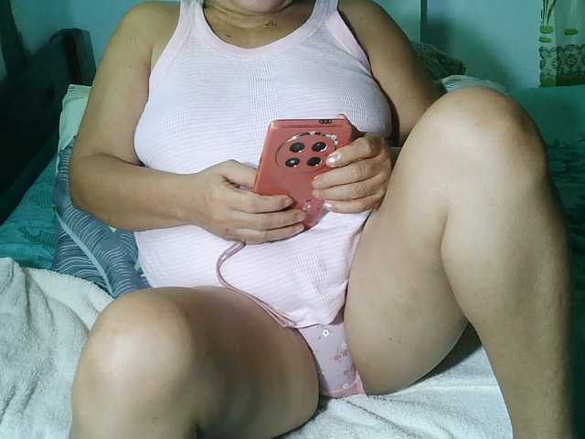 HotMama50 live cam preview