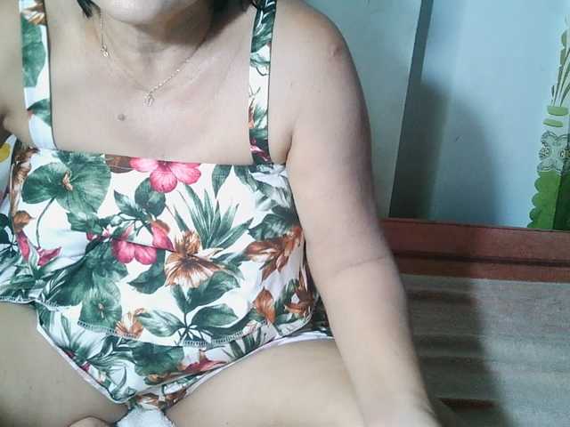 HotMama50 live cam on BongaCams