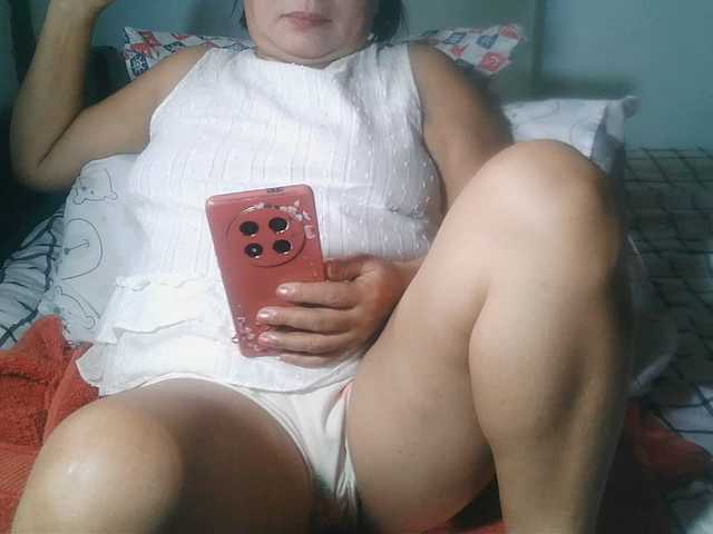 HotMama50 live cam on BongaCams