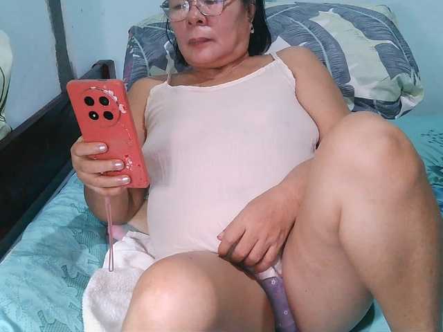 HotMama50 live cam on BongaCams