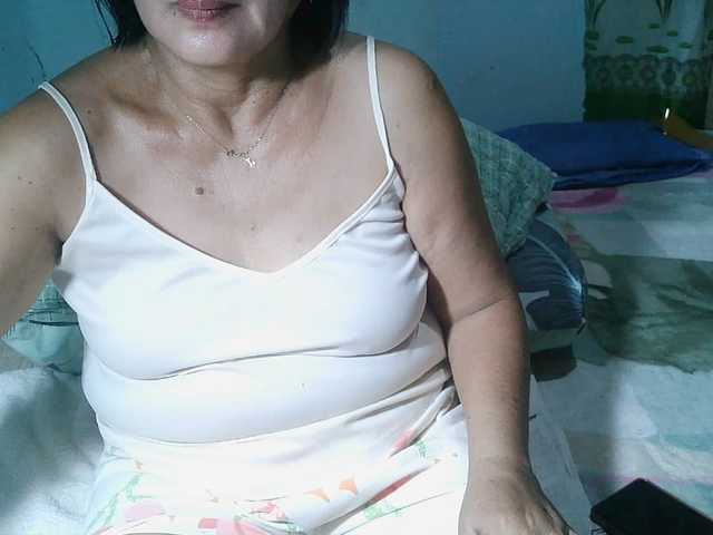 HotMama50 live cam on BongaCams