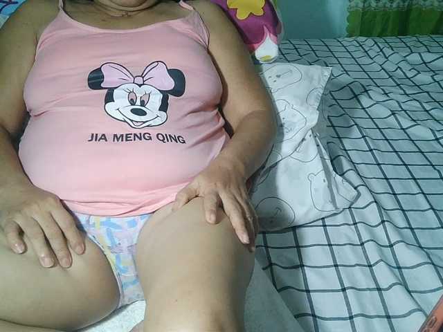 HotMama50 live cam on BongaCams