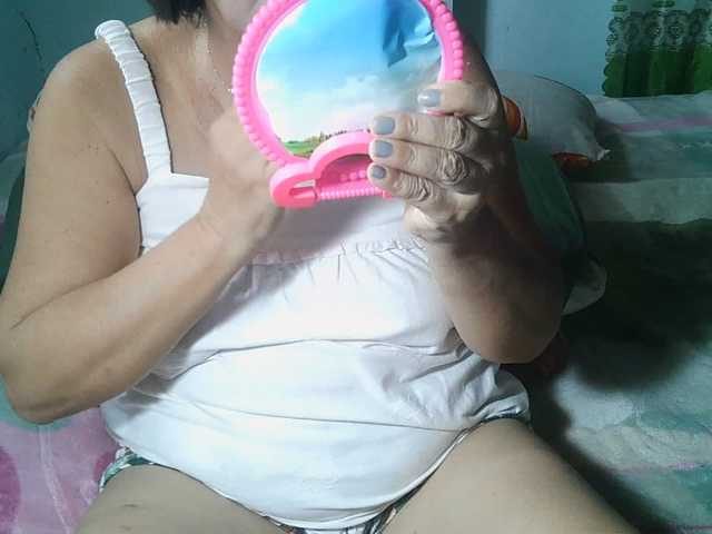 HotMama50 live cam on BongaCams