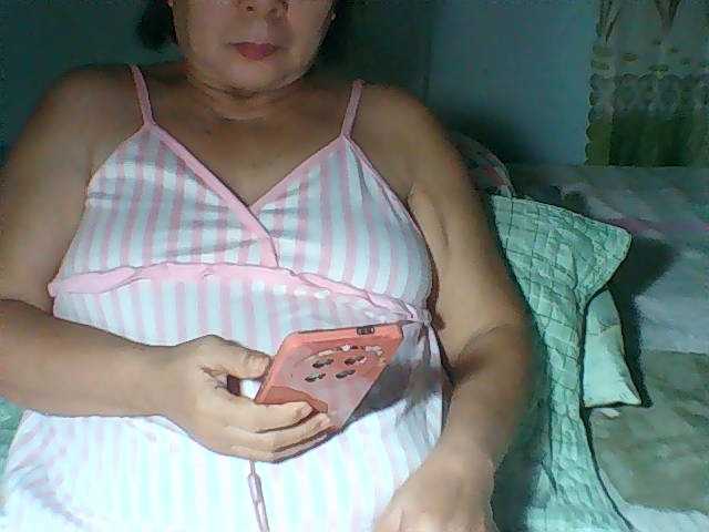 HotMama50 live cam on BongaCams