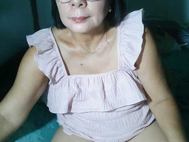 HotMama50 live cam preview