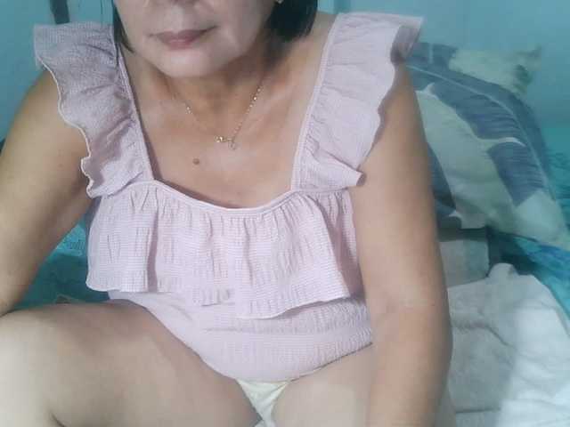 HotMama50 live cam on BongaCams