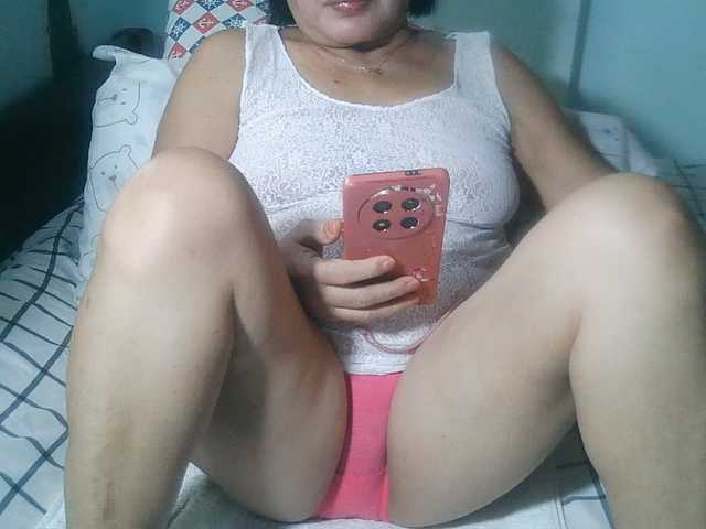 HotMama50 live cam on BongaCams
