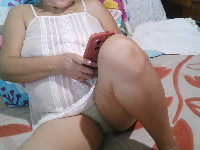 HotMama50 live cam on BongaCams