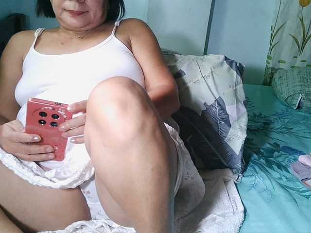 HotMama50 live cam on BongaCams