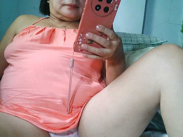 HotMama50 live cam on BongaCams