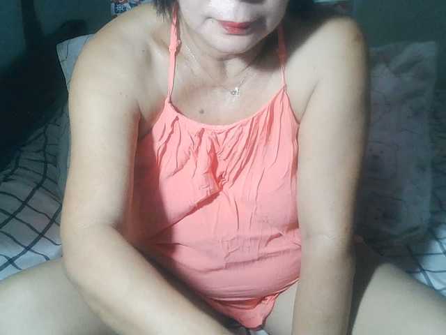 HotMama50 live cam on BongaCams